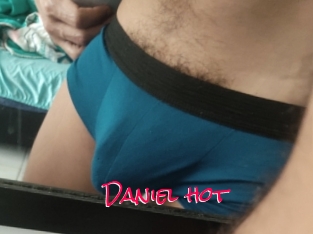 Daniel_hot