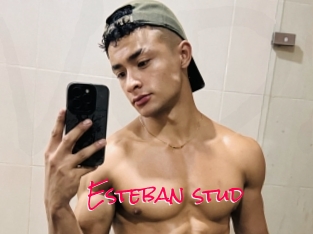 Esteban_stud