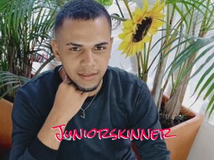 Juniorskinner