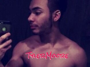 Tyler_Moore